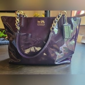 😍✨️HOST PICK 🥳 Coach Madison Patent Leather Bag 20484